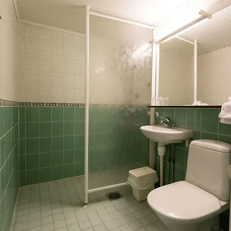 מלון Esplanad 2*