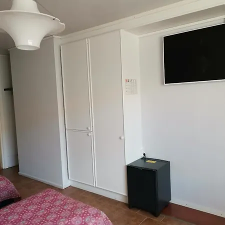 Esplanad Ξενοδοχείο 2*